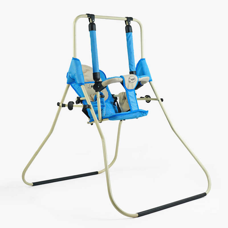 гр Гойдалка підлогова "Алінка" 209155 (1) синій каркас, бежева матерія, бежевий гномик, в пакеті