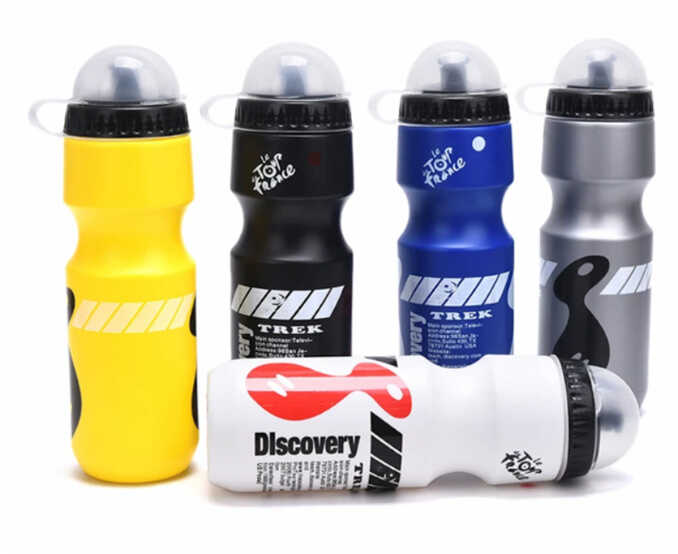 Пляшка для води C 64401 (100) місткість 650мл, в пакеті, ВИДАЄТЬСЯ МІКС